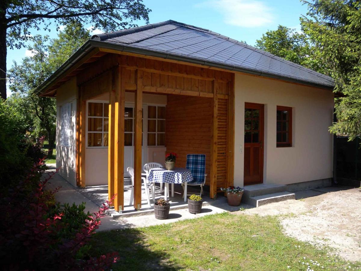 Holiday Home In Balatonfenyves 18357 Exteriör bild
