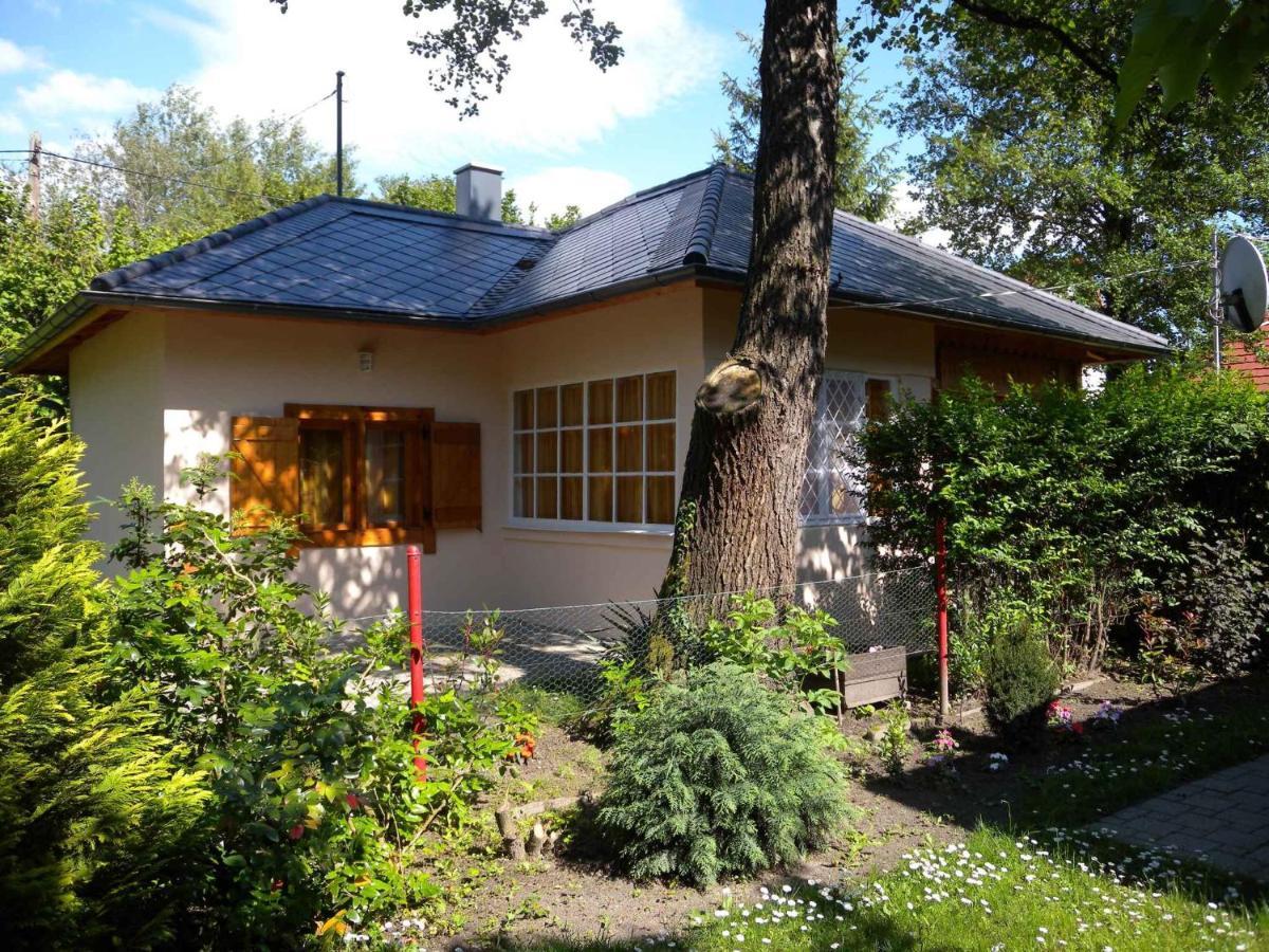Holiday Home In Balatonfenyves 18357 Exteriör bild