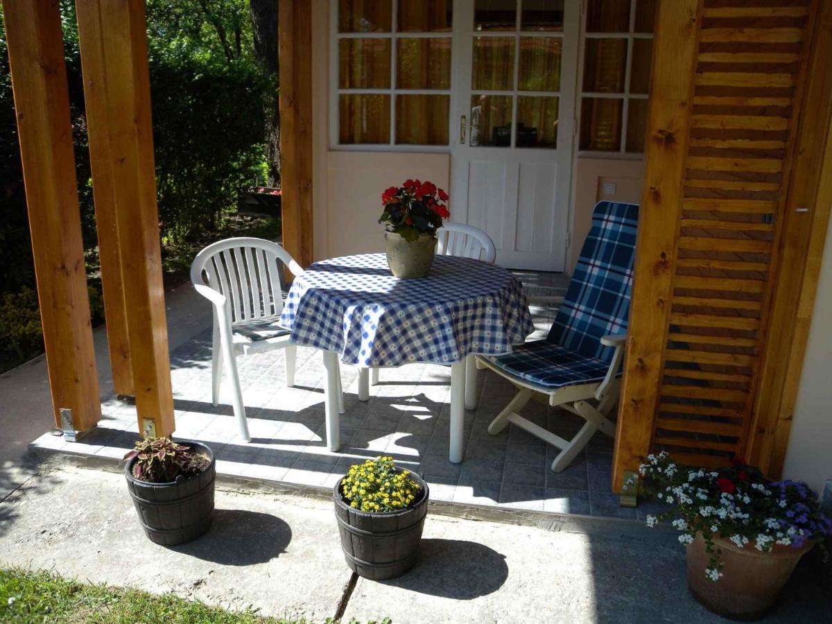 Holiday Home In Balatonfenyves 18357 Exteriör bild